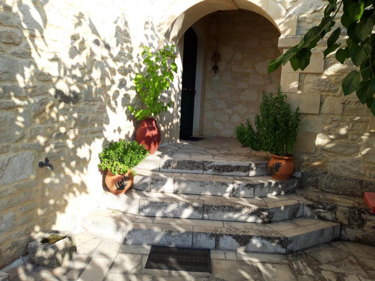 Villa Aloni Margarítai Dış mekan fotoğraf